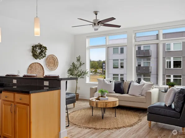 3111 Newmarket Street #407, Bellingham, WA 98226