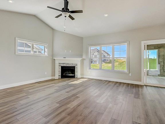5th image of 1130 Quinn Dr #D