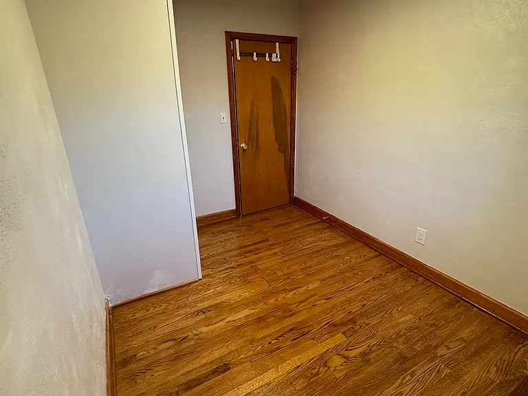 707 Crystal Dr — Photo 21