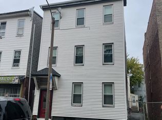 194-194A Maverick St #3, Boston, MA 02128