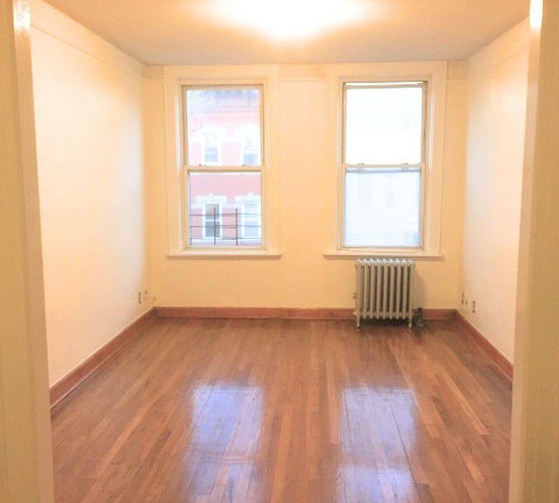 1st image of 2340 31st Ave APT 3F