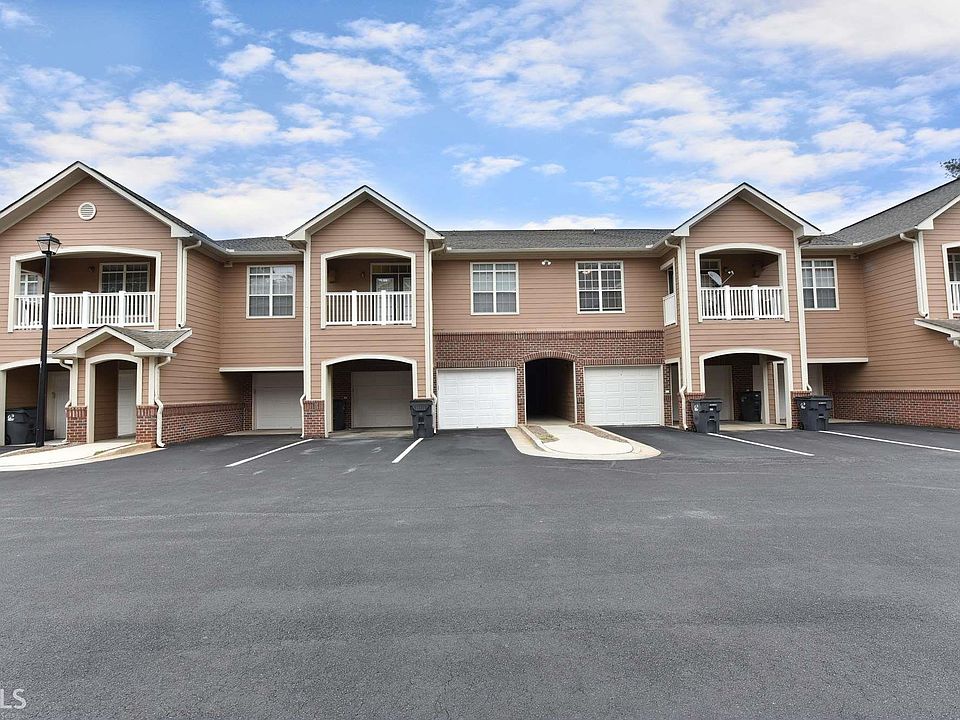 1st image of 3500 Sweetwater Dr Unit 423