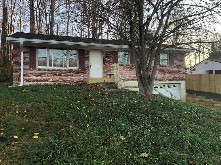 176 Springdale Rd — Photo 1