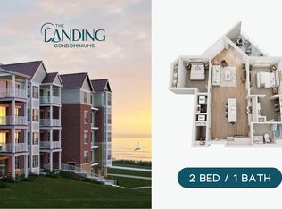 4100 S Lake Dr #107, Saint Francis, WI 53235