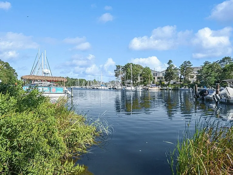 Nautilus Point — Photo 2
