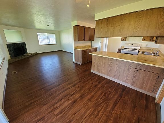 5th image of 4140-4447 NE Amanda Ln #4242