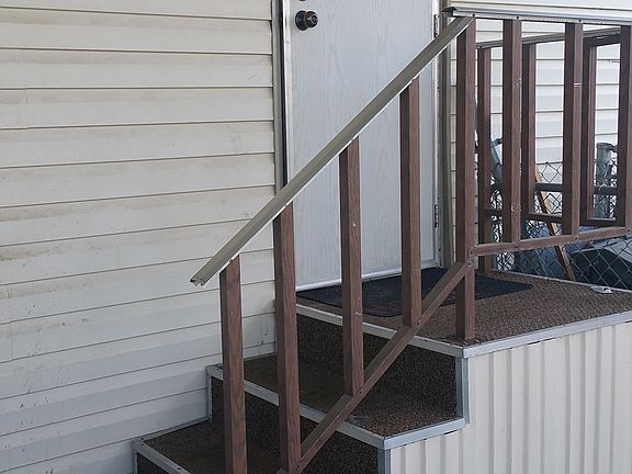 3rd image of 7325 Sylmar Ln #191
