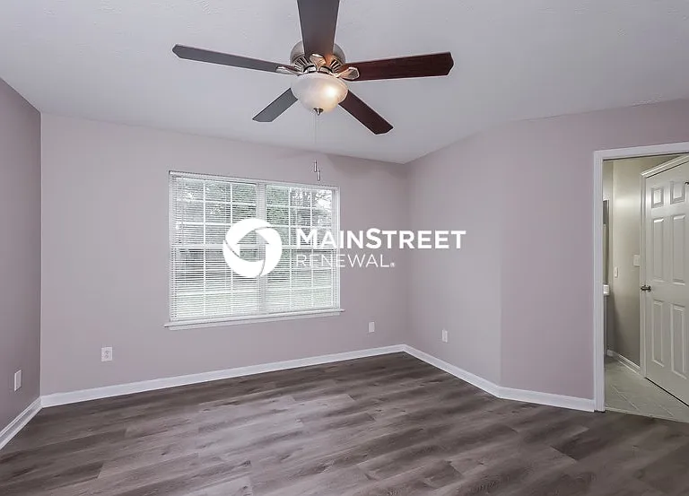 10812 Pineview Ct — Photo 15
