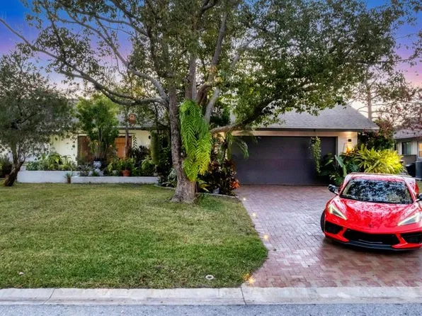 4076 Southwell Way, Sarasota, FL 34241