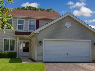 28706 Sawmill Ln, Lakemoor, IL, 60051