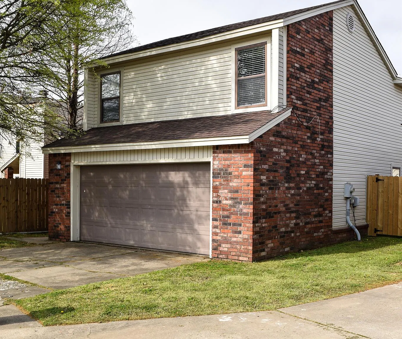 3 bed, 2.5 bath, 1502 sqft, $1,400 — Photo 2
