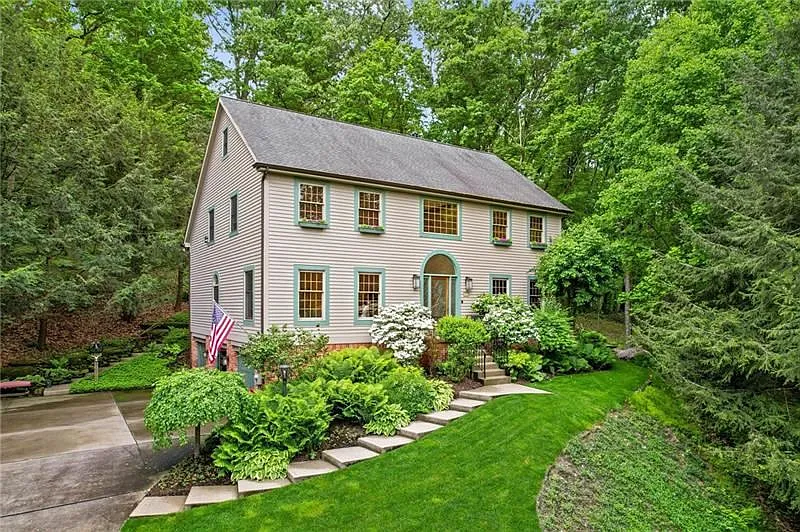 1506 Ashbury Ln photo 1