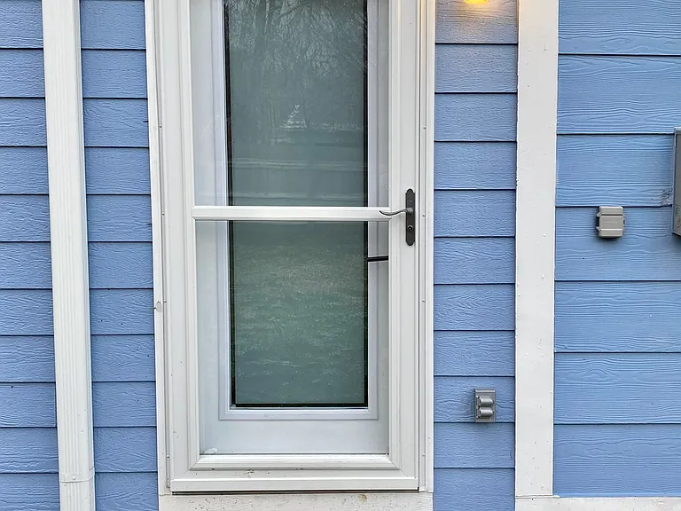 1031 Elm St #A — Photo 10