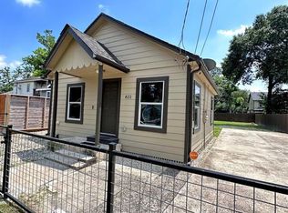 822 Wilkes St, Houston, TX 77009