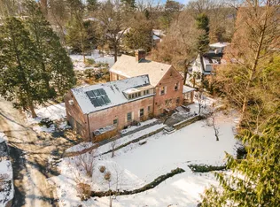 4 Alderbrook Road HOUSE image 1 of 15