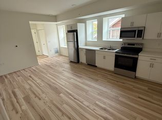 500 N Butler Blvd #2A, Lansing, MI 48915