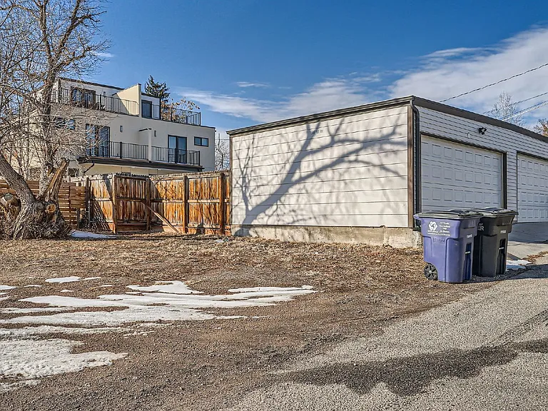 2142 Julian St — Photo 26