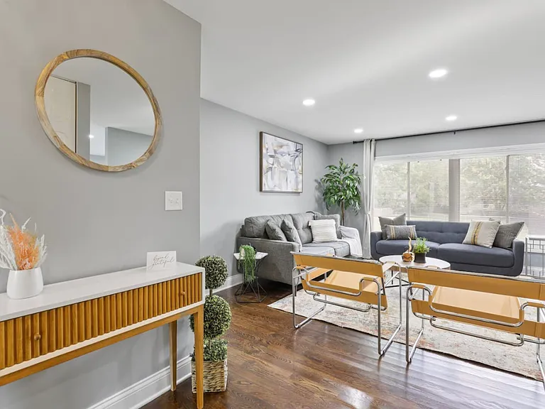 Musial Cir — Photo 2