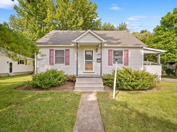 687 Elyria Ave, Amherst, OH 44001