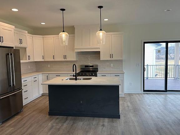 4th image of 1693 Hadley Creek Dr NE