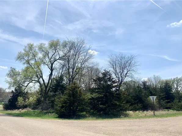6304 Chapman Dr, Panora, IA 50216