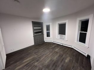 197 White St #1F, Lowell, MA 01854