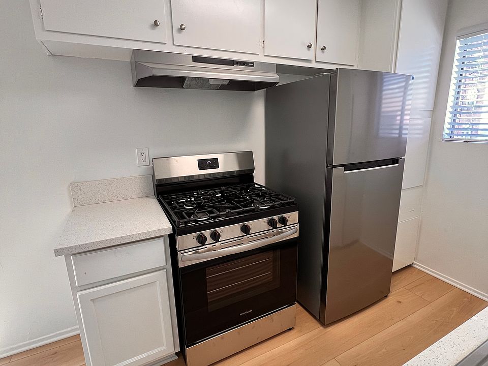 1st image of 1201 N Berendo St #73012aeb2