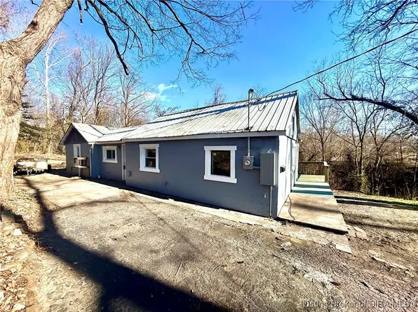 1030 Prospect Street, New Albany, IN 47150