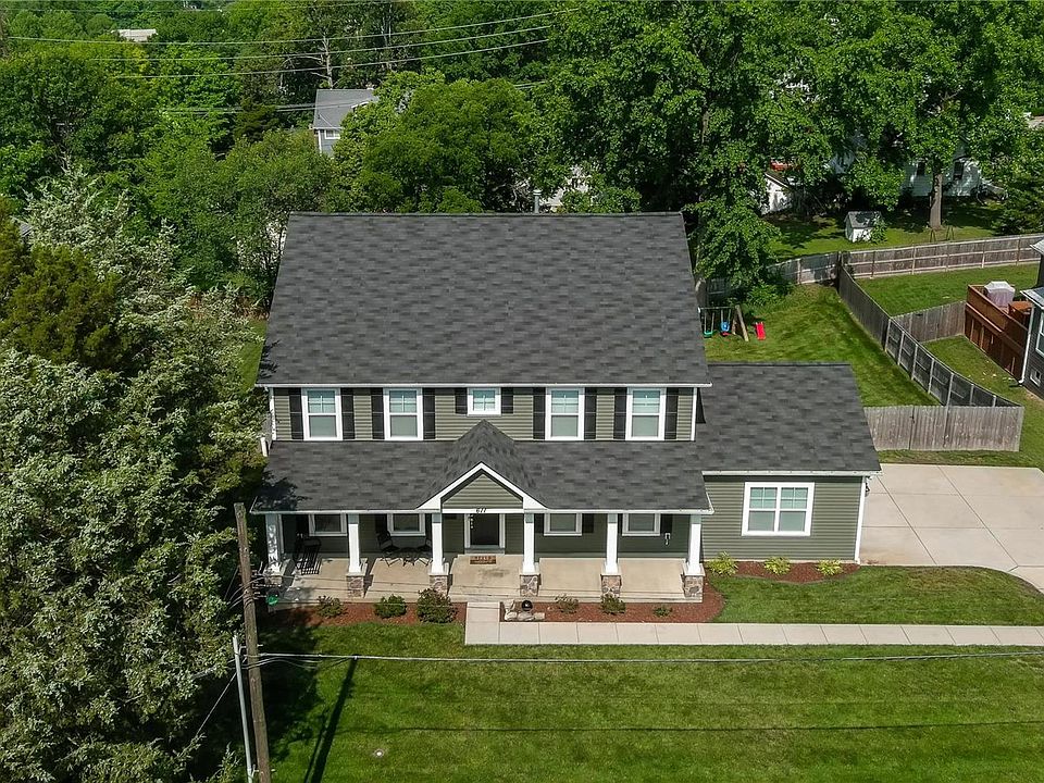 1st image of 611 Arminda Ave