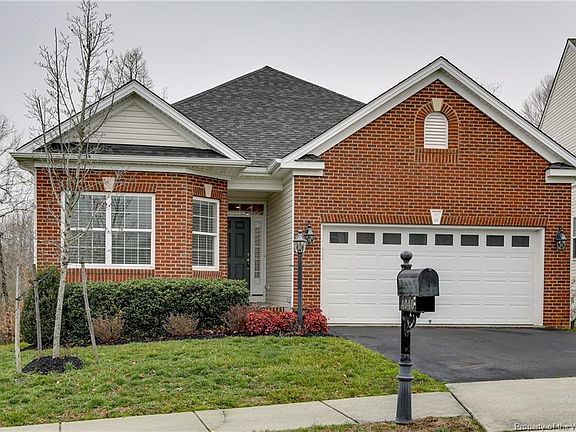 2nd image of 4040 Kings Oak Ln