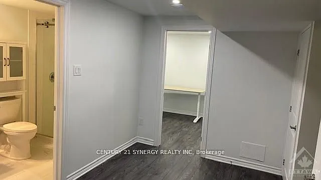 13 Barnstone Dr — Photo 17