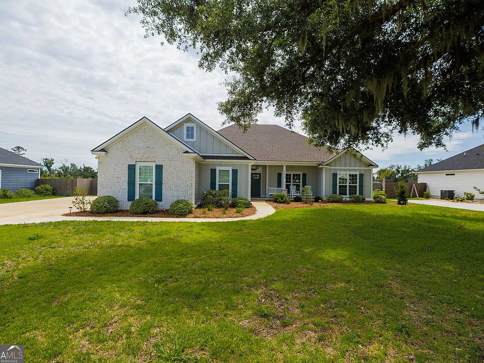 1st image of 604-4 Club Rd #H