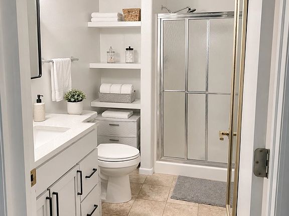 5th image of 18 Kings Mill Cir Unit 301