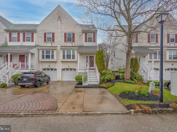 7 Crump Ln, Merchantville, NJ 08109