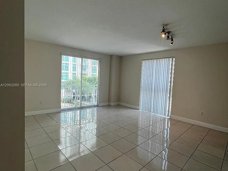 7275 SW 90th Way #312 — Photo 9
