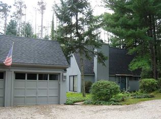 11 Edgewood Cir, Avon, CT 06001