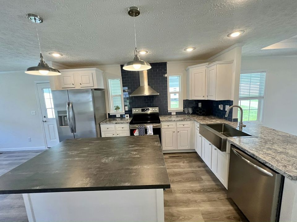 1st image of 4604 Lake Crystal Blvd #Idnjcq