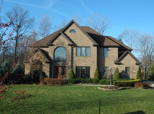1522 Stone Ct, Westlake, OH 44145