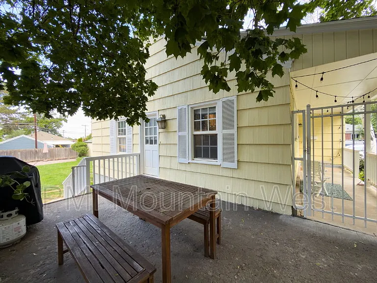 2122 S 1800 E — Photo 7