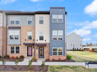 2124 Glacier Rd, Herndon, VA 20170