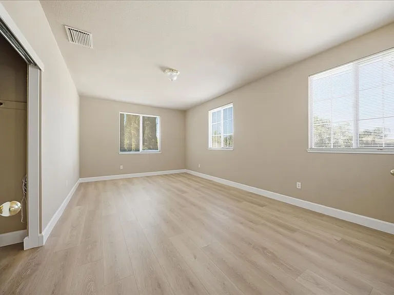 4319 Cadee Ct — Photo 34