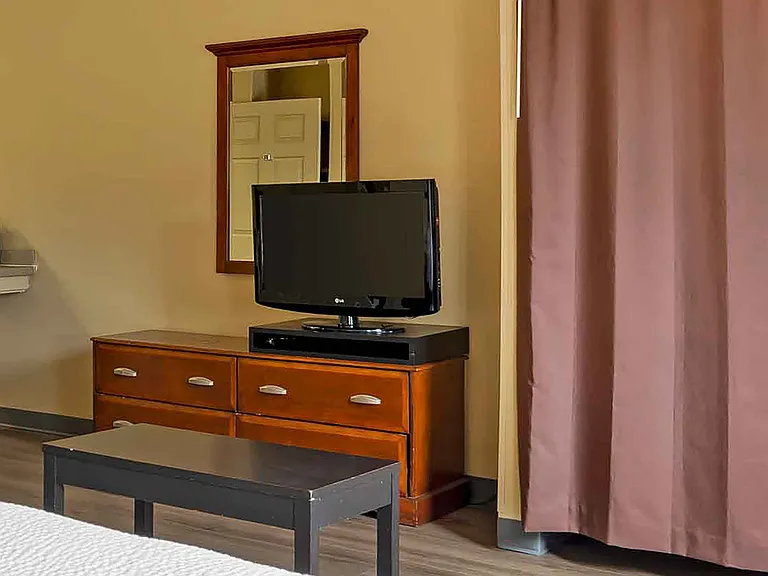 Studio Suite - 2 Full Beds