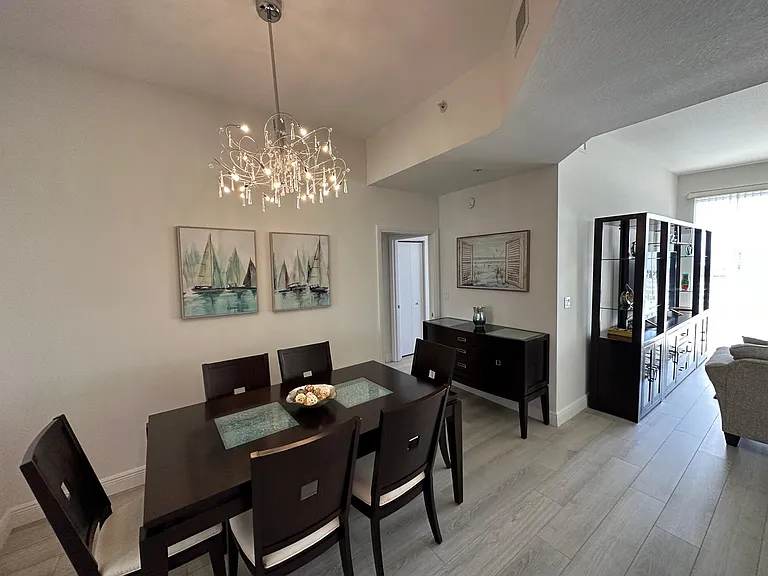 1551 N Flagler Drive Lph #17 — Photo 12