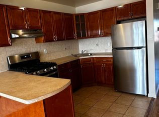227 Beach 28th St, Far Rockaway, NY 11691