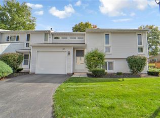 37 Blue Ridge Rd, Penfield, NY 14526