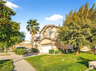 6085 Medinah St, Fontana, CA 92336