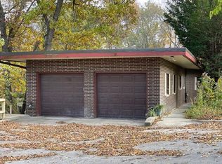 3168 Dubuque St NE, Iowa City, IA 52240