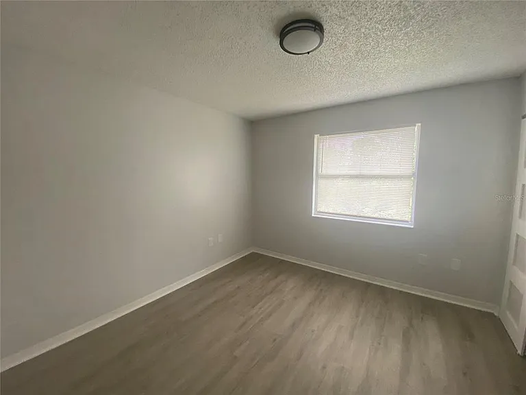 206 Mary Catherine Ct — Photo 11
