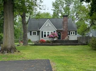4540 Harris Hill Rd, Williamsville, NY 14221