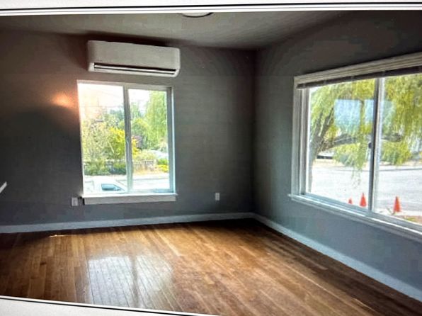 (undisclosed Address)